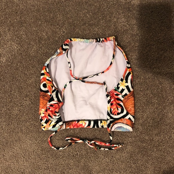 Brazilian Coconut Pattern Bikini (Top and Bottom) - Picture 3 of 8